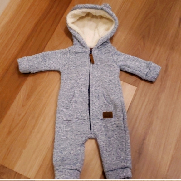 Fleece almost a snowsuit - Picture 1 of 5